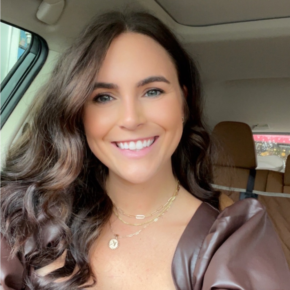 Meet your Posher, Kayla